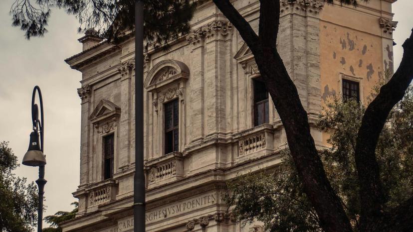 The world’s luggage storage network