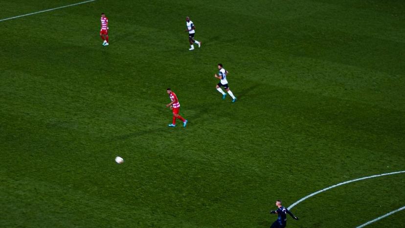 The world’s luggage storage network