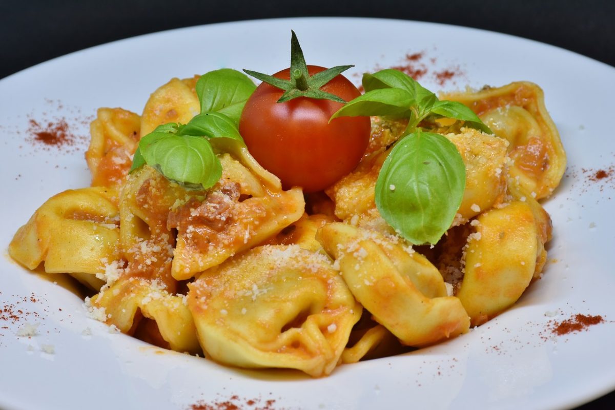 Bergamo traditional food tour: book now
