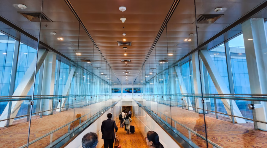 london heathrow airport passengers