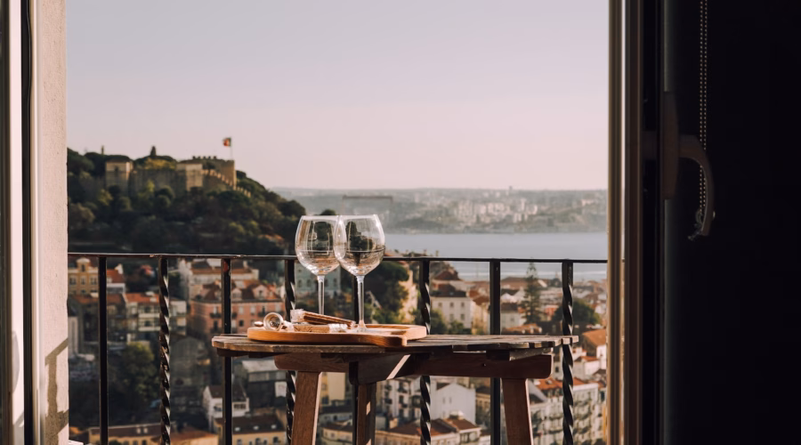 lisbon expensive dinner glasses