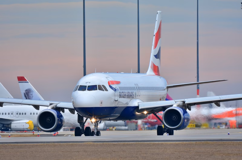 flight to london in heathrow airport