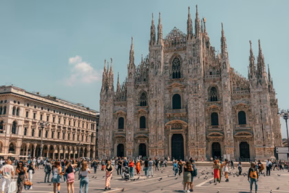 milan duomo square