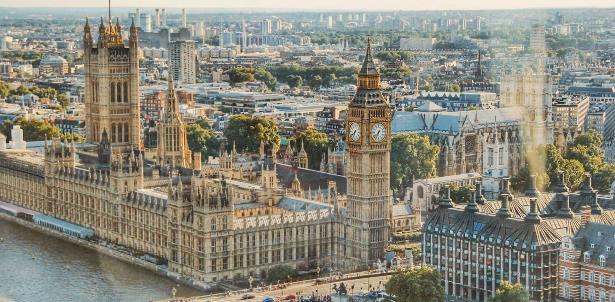 London landscape with the Big Ben and westminster
