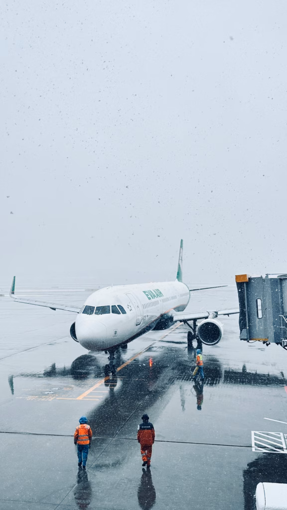 airplane-flight-krakow