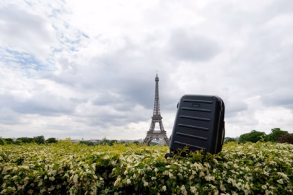 luggage in paris near tour eiffel