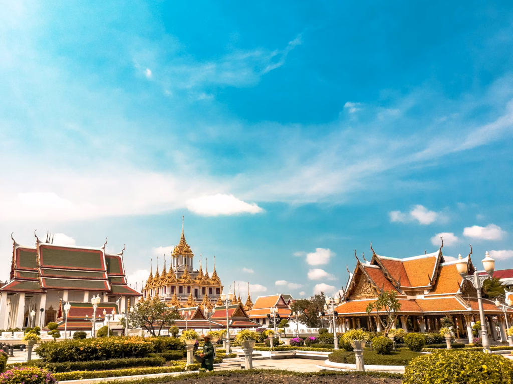 Best time to visit Bangkok Thailand with clear skies and temple views 