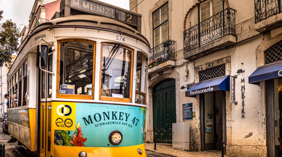day-trips-lisbon-1