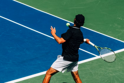 man on tennis court: mubadala dici open in washington