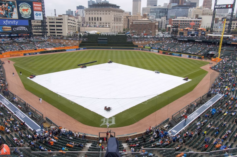 detroit comerica park: bag policy