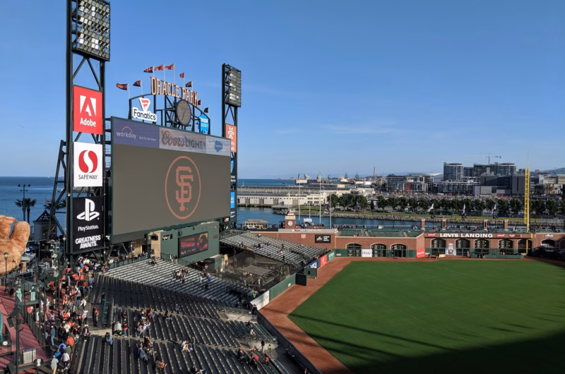 san francisco oracle park bag policy