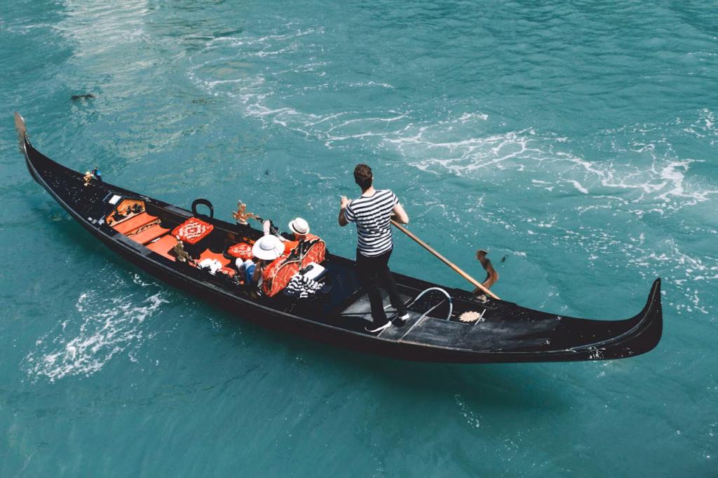 Venice romantic gondola ride