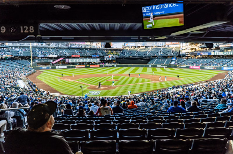 seattle t-mobile park: bag policy
