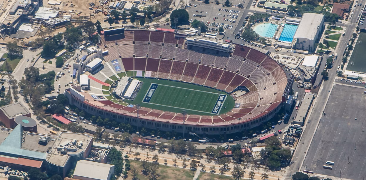 la coliseum bag policy