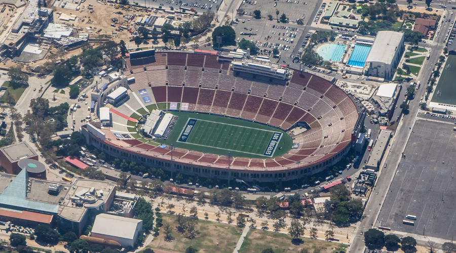 la coliseum bag policy