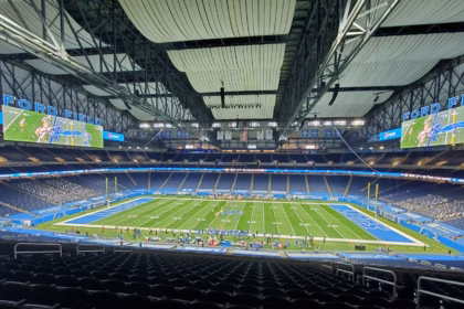 Ford Field: bag policy