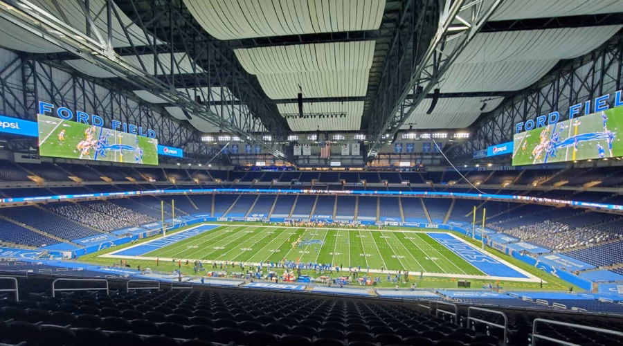 Ford Field: bag policy