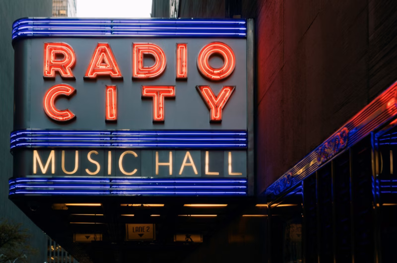 radio city music hall: bag policy