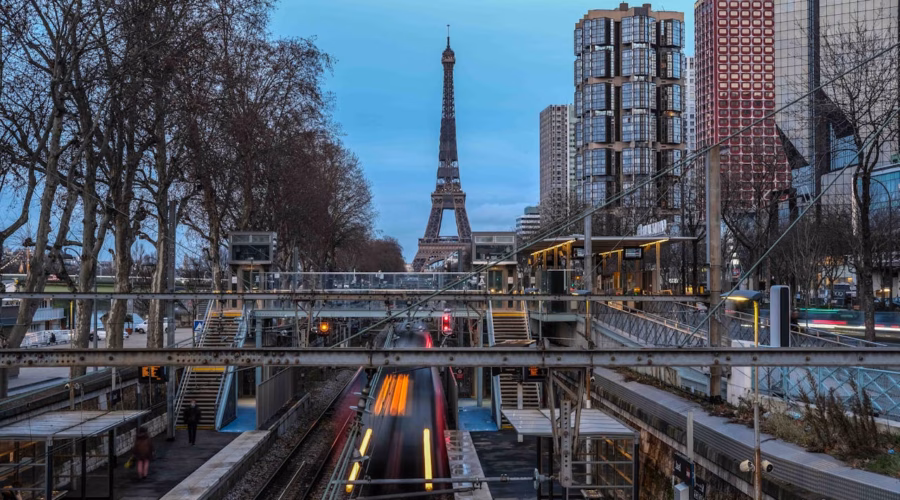 paris-by-train-3