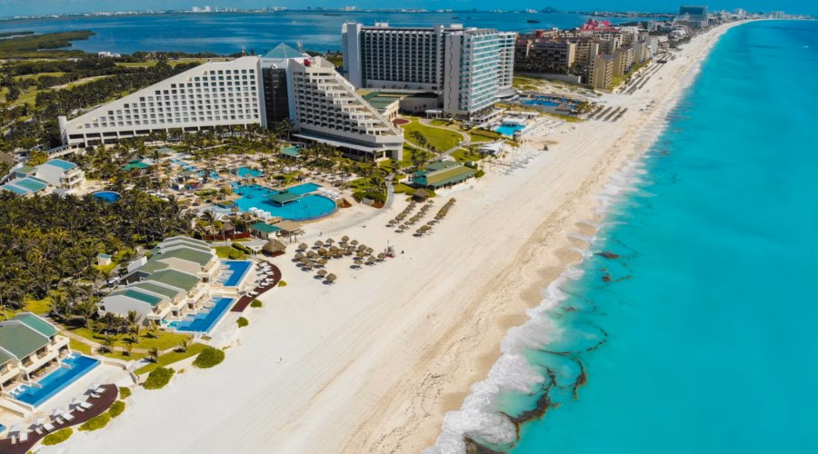 is cancun expensive: hotels view