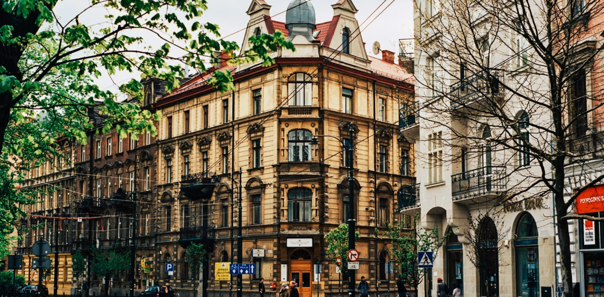 cleanest city: krakow street