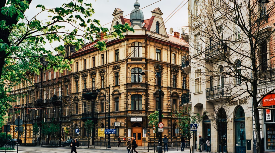 cleanest city: krakow street