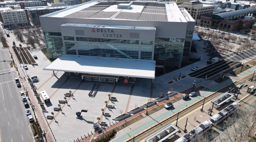 delta center bag policy