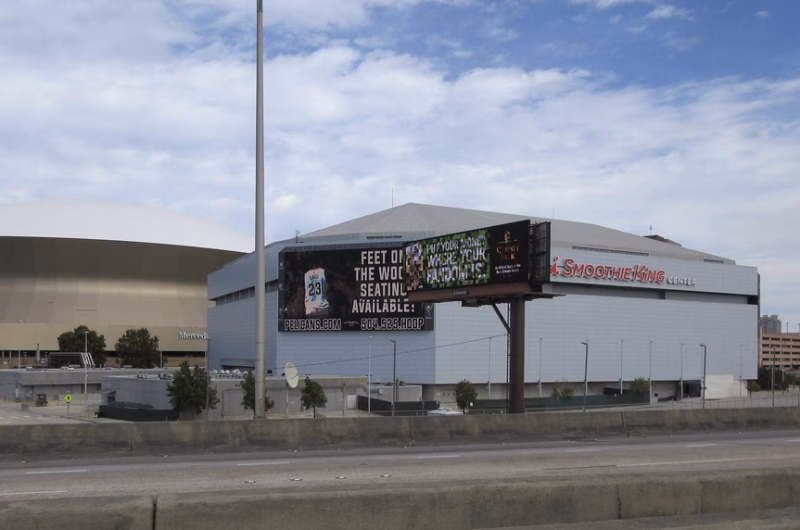 smoothie king center bag policy