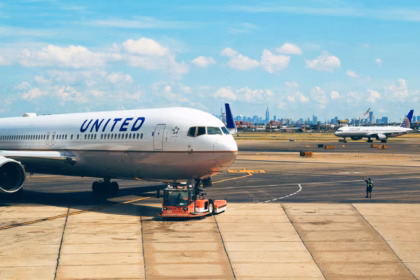United Airlines baggage policy