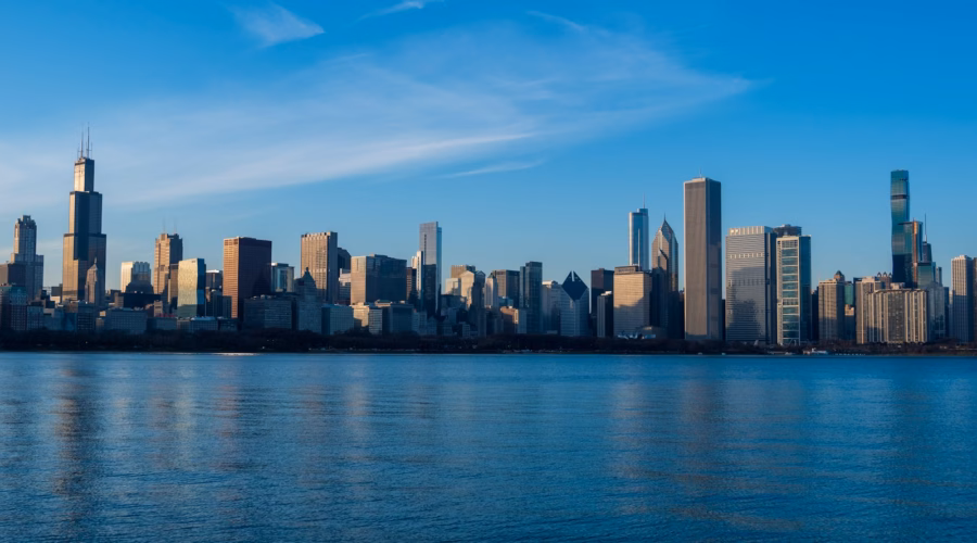 Downtown Chicago cityscape skyline