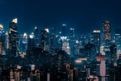 Berlin bei Nacht während des Festival of Lights 2026