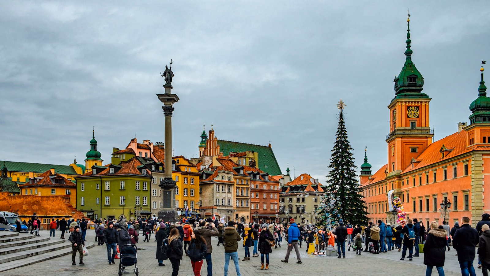 Warsaw Christmas market season on Castle Square with festive lights